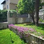 Kopic Апартаменты *